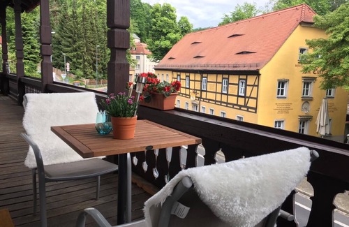 Loschwitz Apartment | Schweizerhaus - Apartment 6 - Studio für 2 Personen mit Balkon