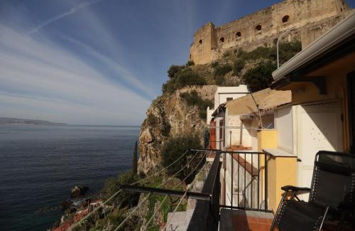 Scilla Apartment | Scilla dAmare - Locazione Turistica