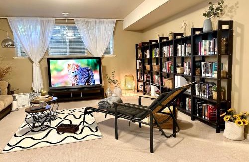 Willoughby Villa | Scorpion Hiuse Langley - Semi-basement Suite