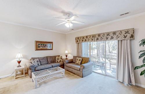 Little River Apartment | Scotch Broom I-102