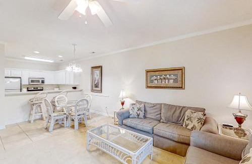 Little River Apartment | Scotch Broom I-102