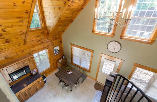 Millersburg Apartment | Scotch Pine . Trailside Lodging
