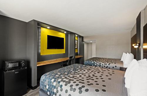 Windsor Park Hotel | Scottish Inns Austin Downtown