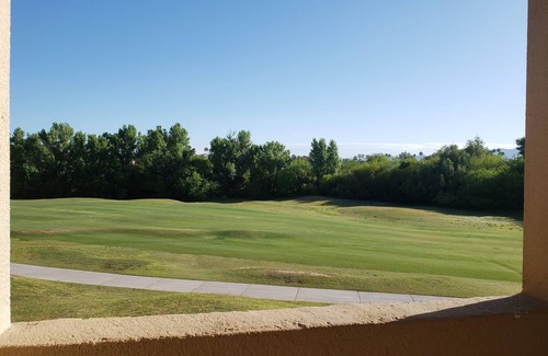 Paradise Valley Village Condo | Scottsdale, AZ - Contemporary condo in the Prime Location of Paradise Valley!