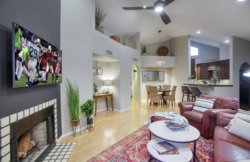 The Joshua Tree Condo | Scottsdale - Boho Cactus Condo - Newly Renovated!