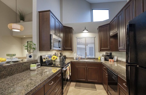 The Joshua Tree Condo | Scottsdale - Boho Cactus Condo - Newly Renovated!