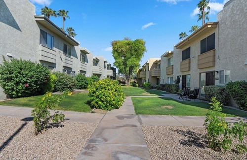 South Scottsdale Condo | Scottsdale Camelback 169 – Walk to Fashion Square & Old Town!