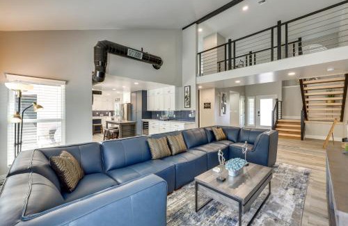 Central Scottsdale House | Scottsdale Oasis with Pool and Putting Green!
