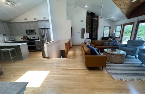 Colington Harbour House | Scout's Harbour Family Bayhouse!