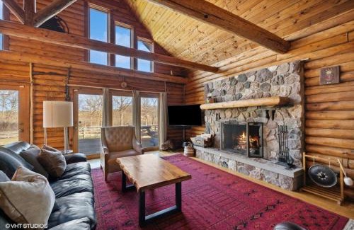 Rolling Prairie House | Scout's Haven