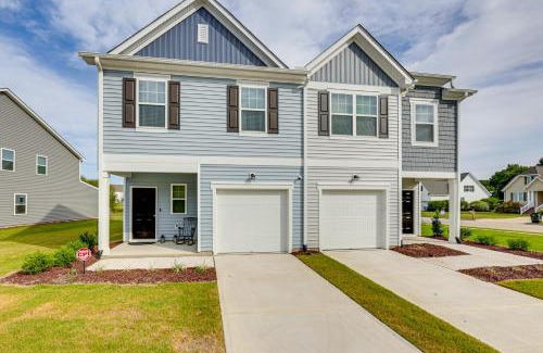 Wilson County House | Screened Patio Townhome 3 Mi to Dtwn Wilson!