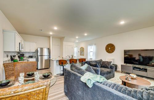 Wilson County House | Screened Patio Townhome 3 Mi to Dtwn Wilson!