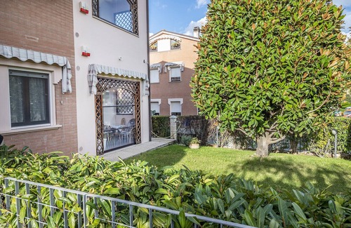 Senigallia Apartment | SE037 - Senigallia, charming portion of new villa with garden