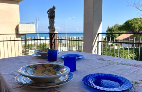 Montemarciano Apartment | SE055 -Montemarciano, huge three-room apartment with sea view