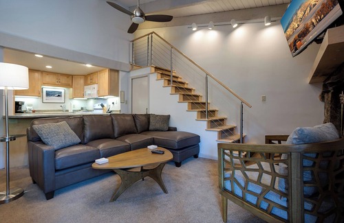 Steamboat Springs Condo | SE062 | Top Floor | Private Balcony | Hot Tub | Ski In/Out | Winter Shuttle