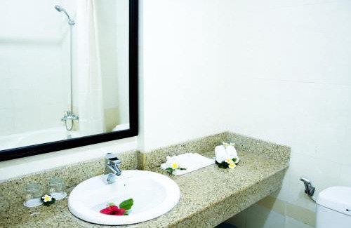Cua Đai Hotel | Sea and Sand Hotel