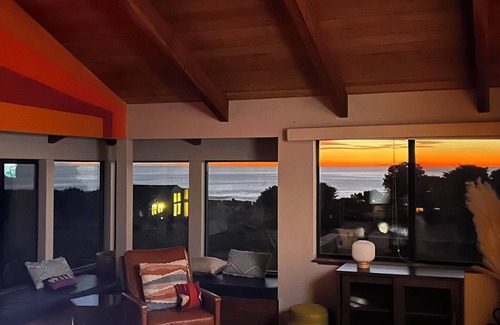 Sea Ranch House | Sea and Sand Serenity a Short walk to Stangel Beach and Ohlson pool