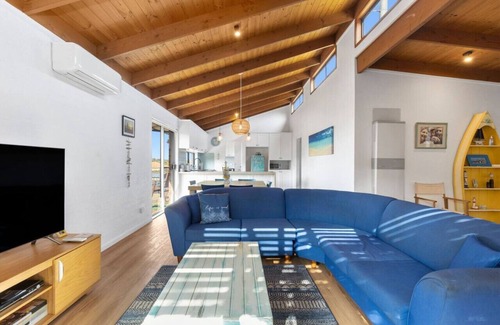 Ocean Grove House | Sea Breeze on Orton 3 minute walk to the beach