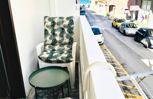 Koum Kapi Apartment | Sea Breeze Sanctuary-1bd 3pl 1ba - 90m To Sea