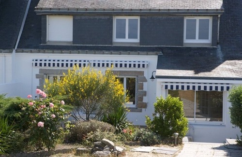La Turballe House | SEA-FACING VILLA IN LARGE, COMFORTABLE GARDEN + 200M2
