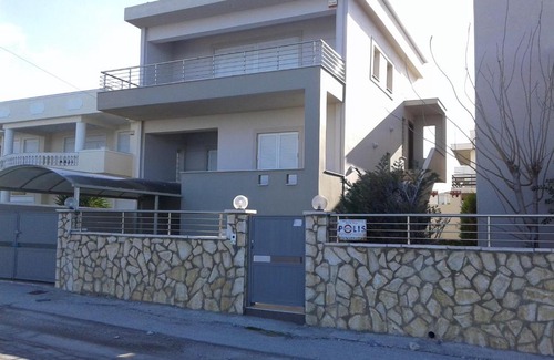 Kato Assos House | Sea front studio