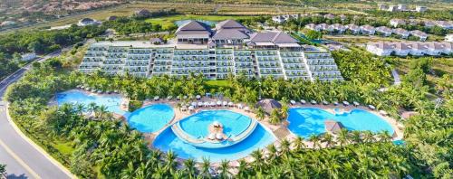 Phu Hai Beach Apartment | Sea Home - Ocean Vista Mui Ne Studio 2beds