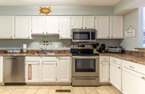 Gulf Shores Condo | Sea Oats B106 by ALBVR - Pet Friendly - Great renovation and tons of space in this condo