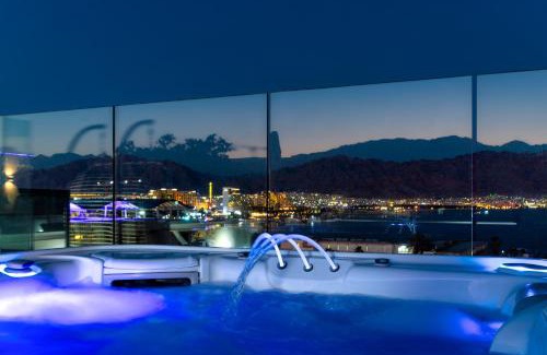 Eilat Apartment | Sea Side-Presidential Suite& Privet Jacuzzi Eilat