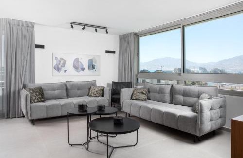 Eilat Apartment | Sea Side-Presidential Suite& Privet Jacuzzi Eilat