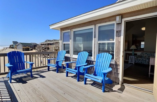 Buxton Cottage | Sea Star- Ocean Views- Steps to Beach- Community Pool