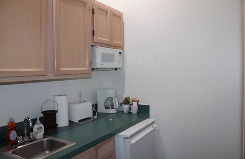 Sea Trail Condo | Sea Trail Resort-Beach 1 Mile, Ground Level, Linens Provided. No Cleaning Fee