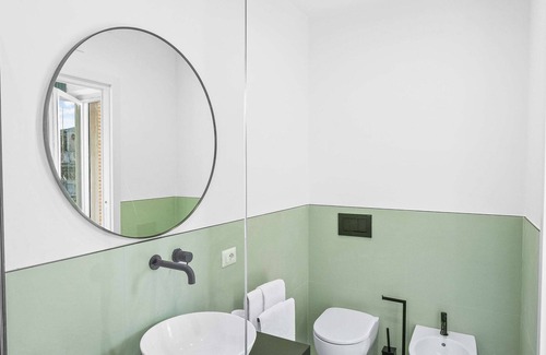 Castellammare di Stabia House | Sea View Suite with Jacuzzi within walking distance of Station connecting Sorrento