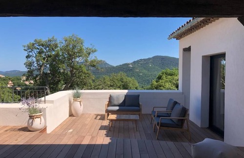 Les Adrets-de-l'Esterel House | SEA VIEW Contemporary Provencal VILLA with Heated Pool, 3 en-suite bedrooms