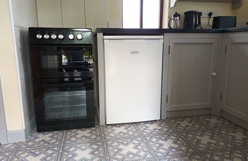 Leap Cottage | Sea View 1-Bed Cottage, Sleeps 2 w/Private Garden