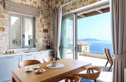 Katomerion Villa | Sea view 2-bedroom villa in lovely Meganis with WiFi, AC