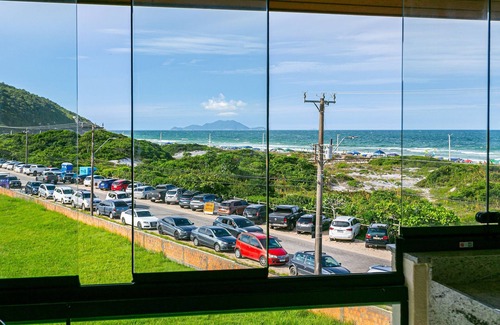Ingleses Norte Apartment | Sea View | 43” Smart TV | WI-FI 300mb #IA28