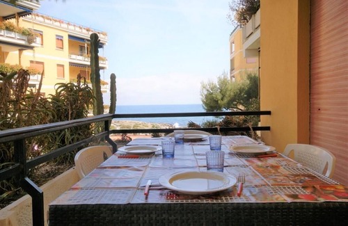 San Lorenzo al Mare Apartment | Sea view apartment with pool and terrace | Ap05
