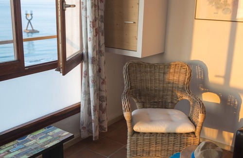 Torredembarra Apartment | SEA VIEW APARTMENT AND BALCONY ON THE BEACH