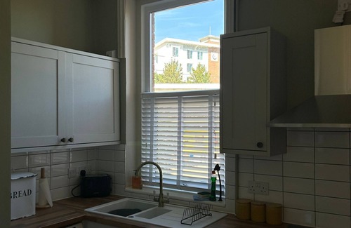 Felixstowe Apartment | Sea View Apartment 50m From the Beach in the Lovely Seaside Town of Felixstowe