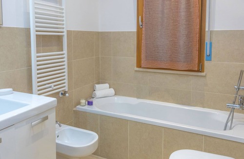 Senigallia Apartment | Sea view apartment in the hills in Senigallia with balcony