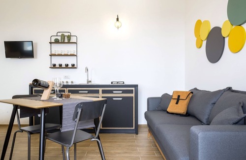 Ragusa Apartment | Sea View Apartment with pool and SPA, surrounded by the quiet countryside