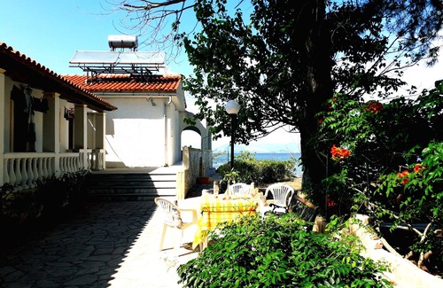 Melikia Apartment | Sea View Apartments On the Sandy Beach On Corfu Island - Newly refurbished