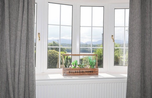 Menai Bridge Cottage | SEA VIEW COTTAGE, pet friendly, with a garden in Menai Bridge