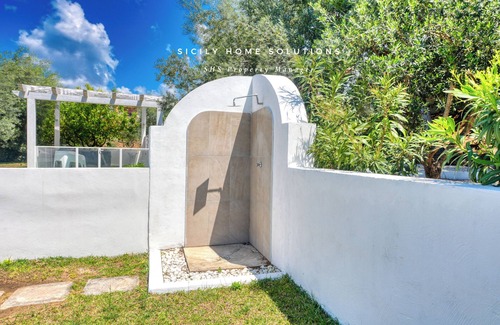 Trappeto Cottage | SEA VIEW cottages with pool Oasis Sea View in Villa By Sicily Home Solutions