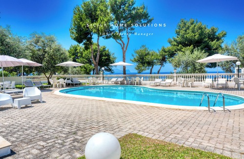 Trappeto Cottage | SEA VIEW cottages with pool Oasis Sea View in Villa By Sicily Home Solutions