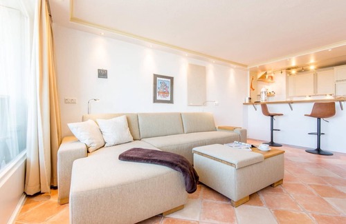 Westerland Apartment | Sea view. Cozy. Balcony. - Hanseatic House