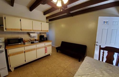 Estate Lower John Dunko Apartment | Sea View Deluxe Suite in St. Thomasnn