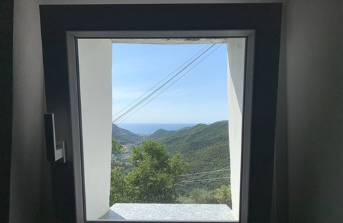 Bardino Nuovo House | Sea view house with garden