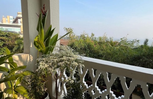 Dona Paula Apartment | Sea View, Luxury 2BHK Apartment, Dona Paula with AC, WiFi
