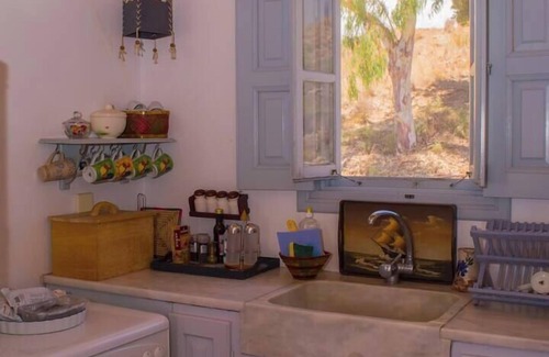 Grikos Apartment | Sea View Patmos 2 Bd Flat with Balcony